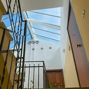 Caos , Bari Włochy