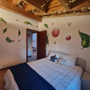 Pati Bilocale - Graffiti's , Bergamo Włochy