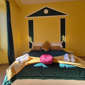 Residenze Serventi Longhi Πανσιόν