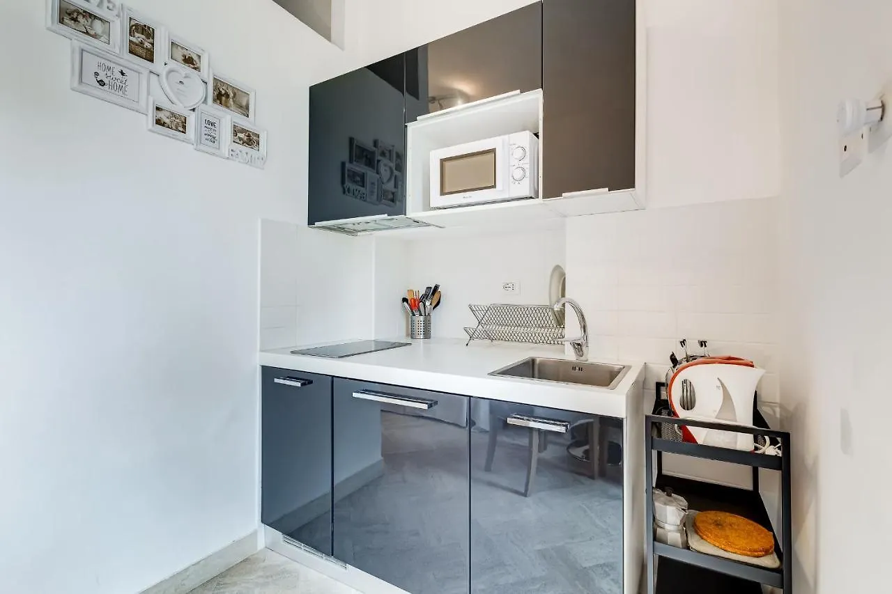 Vatican Andrea'S House Рим Италия